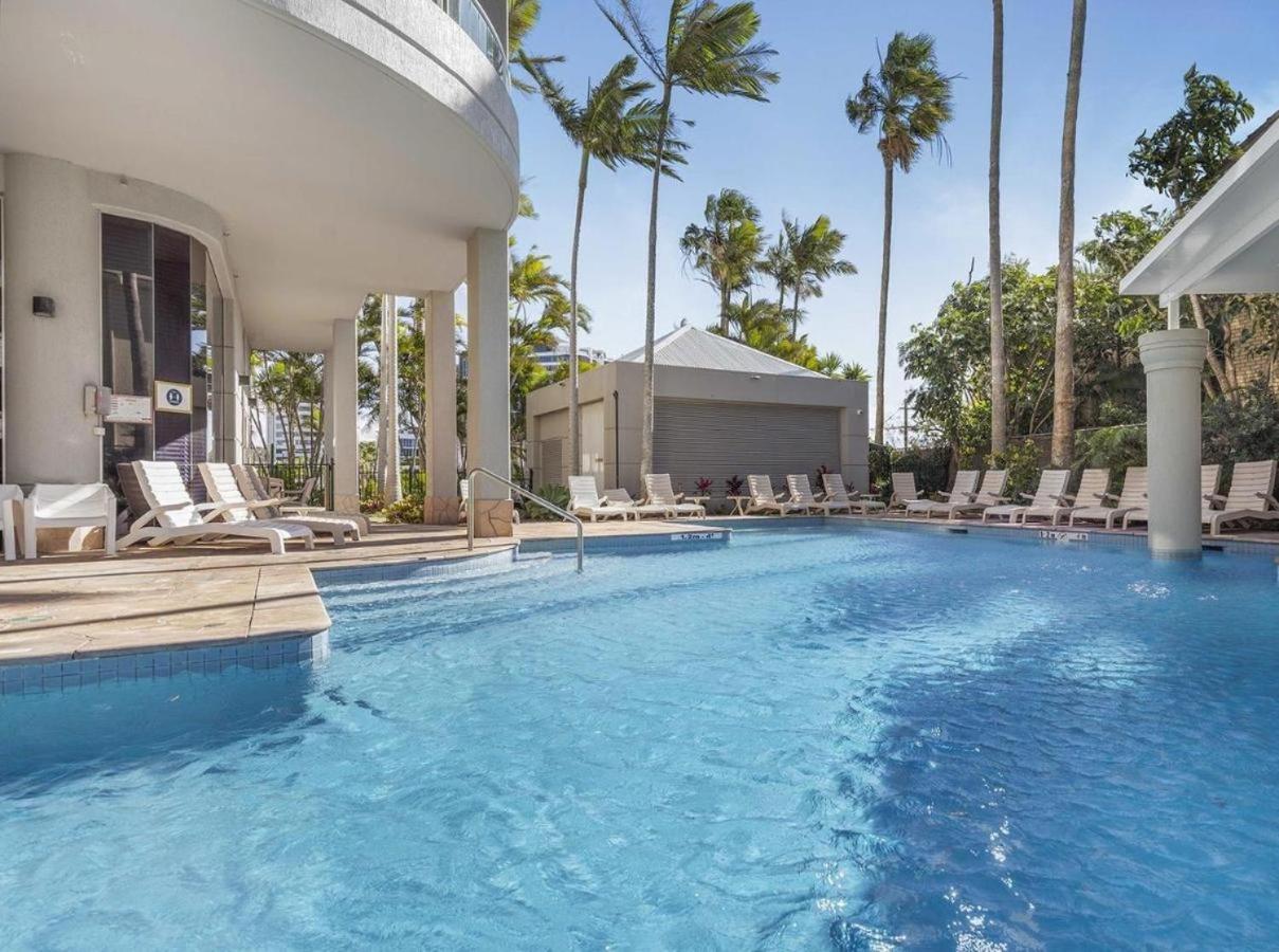 Deluxe Private Apartment And Studio - Ocean Views Гоулд Коуст Екстериор снимка