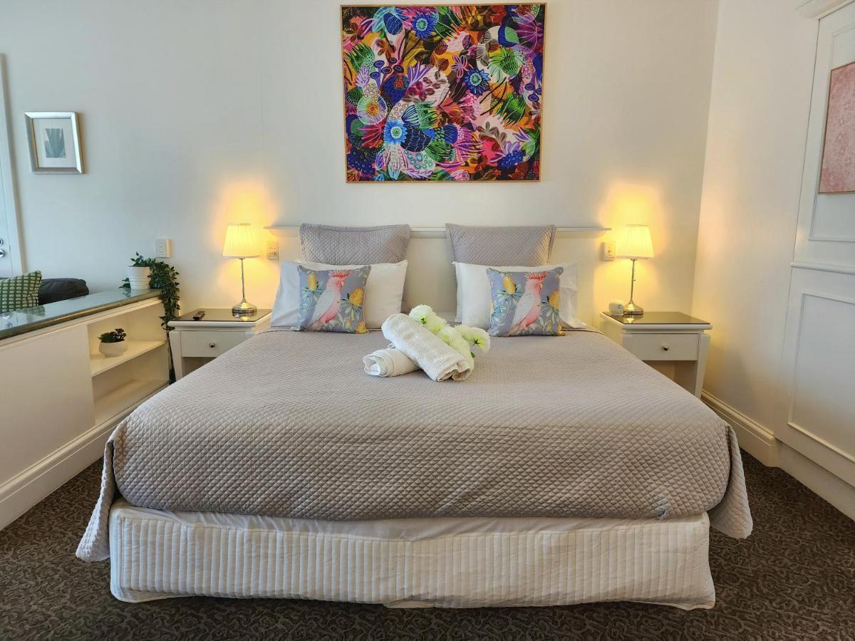 Deluxe Private Apartment And Studio - Ocean Views Гоулд Коуст Екстериор снимка