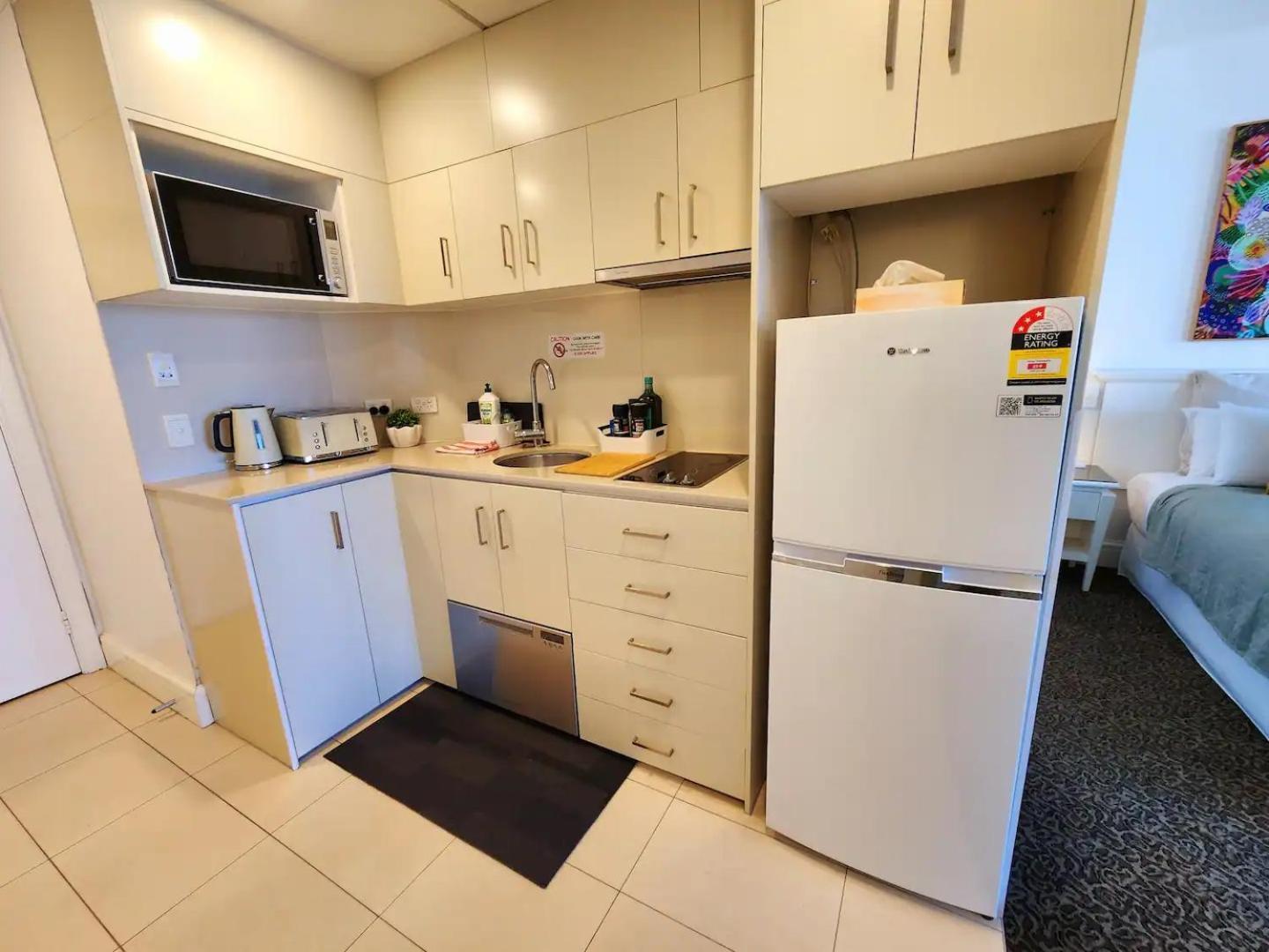 Deluxe Private Apartment And Studio - Ocean Views Гоулд Коуст Екстериор снимка