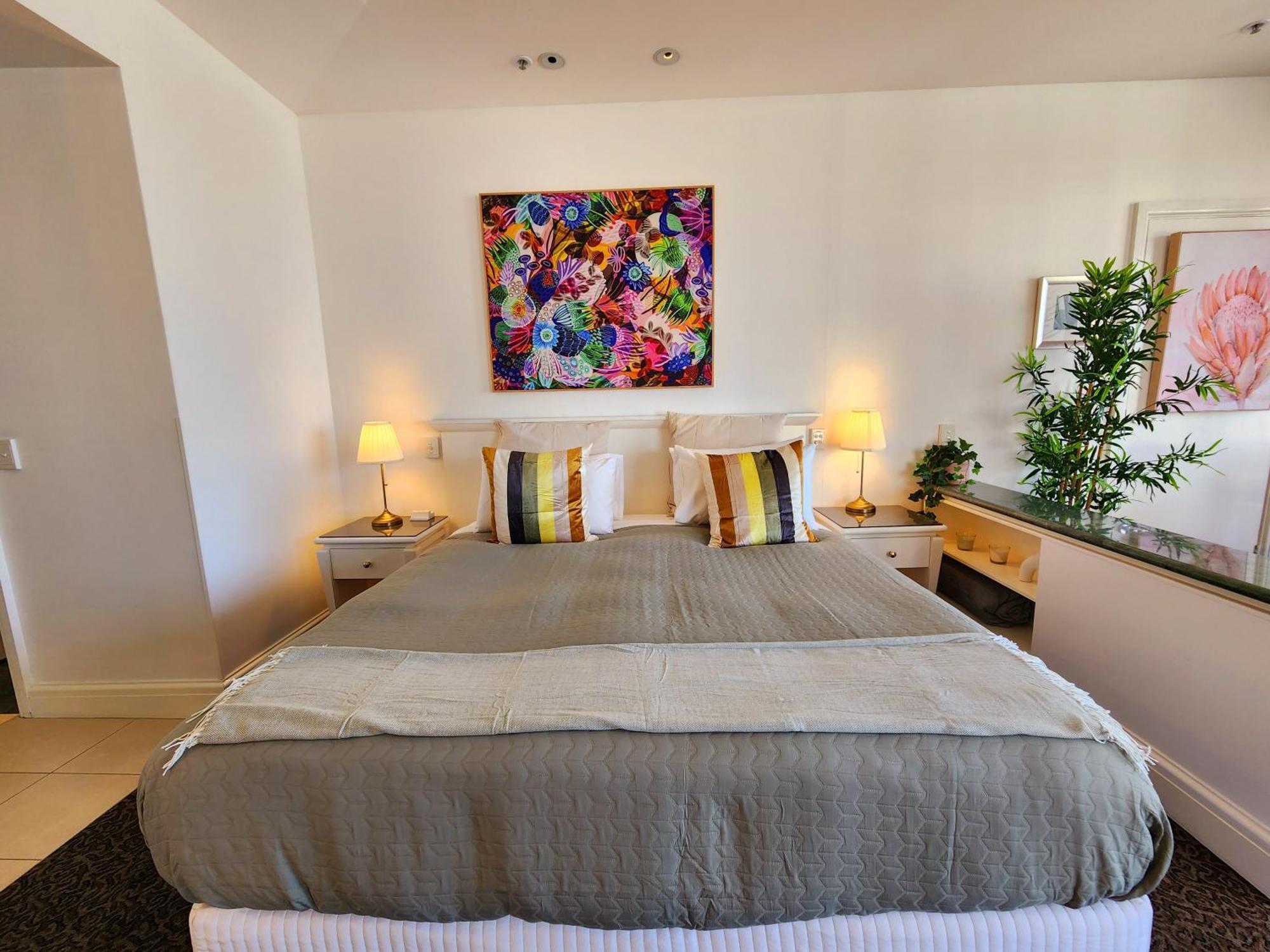 Deluxe Private Apartment And Studio - Ocean Views Гоулд Коуст Екстериор снимка